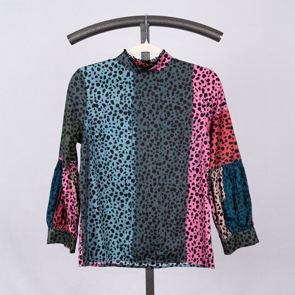 Vilagallo Women's Multicolor Animal Print Top US Size SMALL Colorful Playful Fun - Picture 1 of 10